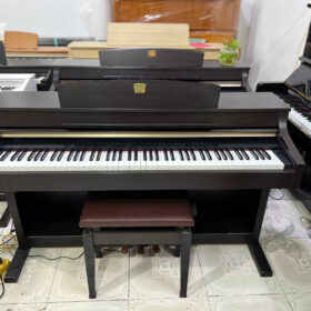 Đàn Piano YAMAHA CLP 330 R Nâu Gỗ – Giá rẻ nhất BMT